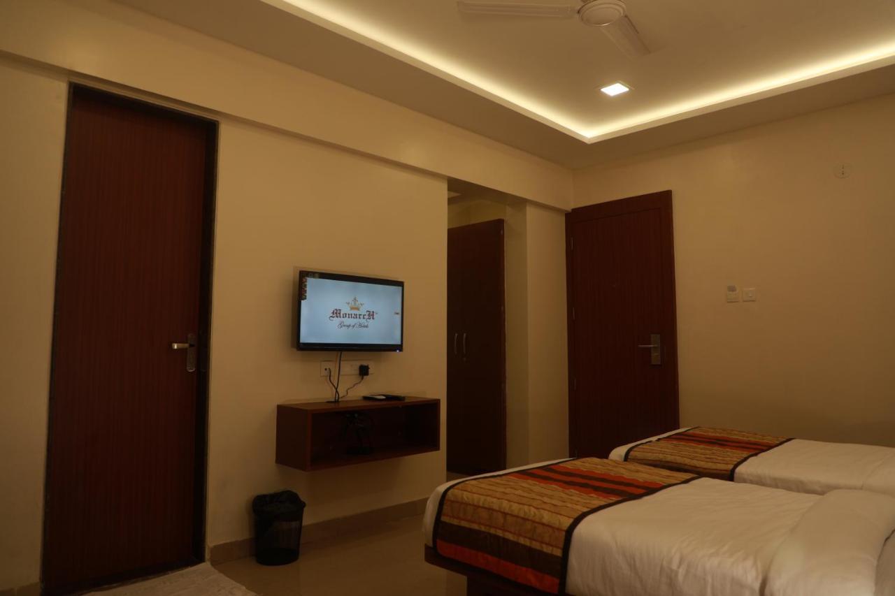 Serenity By Monarch, Baner Pune Meribel Village Exterior photo